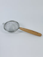 Stainless Wooden Sieve - Pink Dahlia